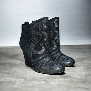 Steven by Steve Madden Mitch Wedge Booties Size 8 1/2
